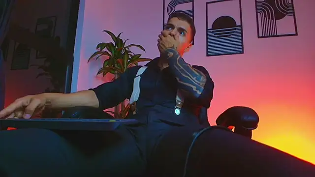 ALPHA_DOMINUS_ webcam