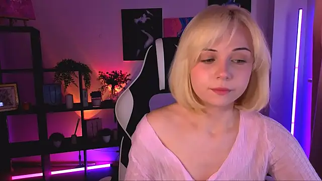 ElenaMonroe webcam