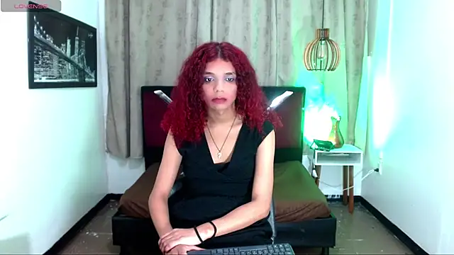 luisa__torres webcam