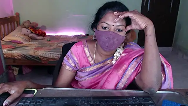 HotGulabi webcam