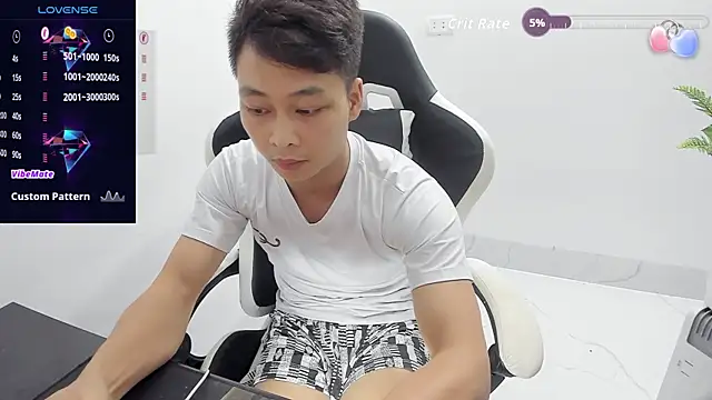 Naughty___asian webcam