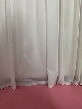 美女mii9933在线直播