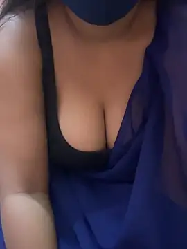 priya__sexy_ (F teen) - Boobs Oil Massage