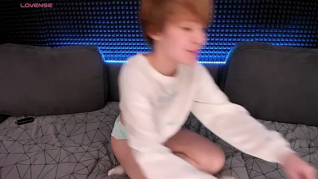 AnnexedPistol webcam