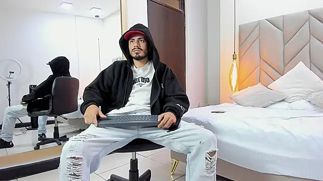 MatthewCullen webcam