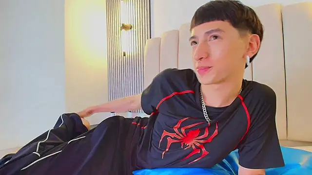 lian_cameron (M twink) - cum in public+cum eating