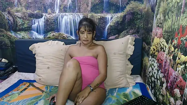 indianaqua - Indianaqua's free webcam - UK Sex Cams