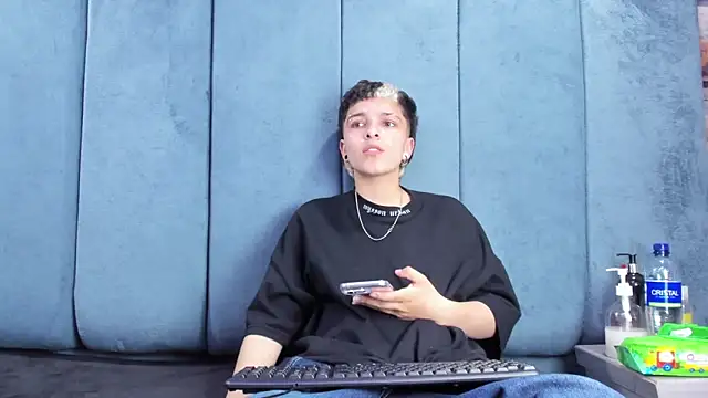 Megan_Thompson_ webcam