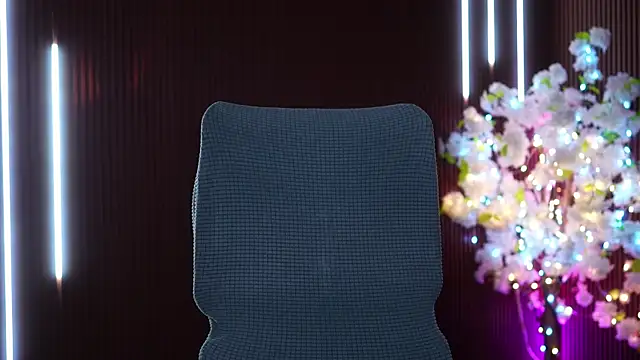 xxforyoureyesonlyxx webcam