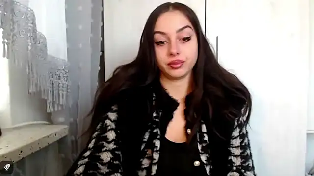 courtneyPerfect webcam