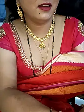 urmila_kannada_telugu (F milf) - Boobs show
