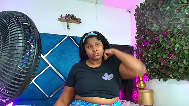 AlexaRousse4u webcam