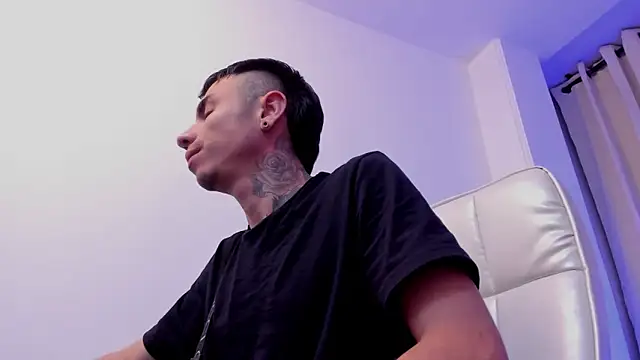 Charlie_Foxie webcam