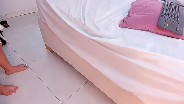 Violett_stars webcam