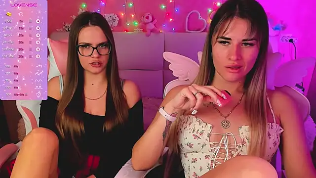 hotty_girls_here webcam