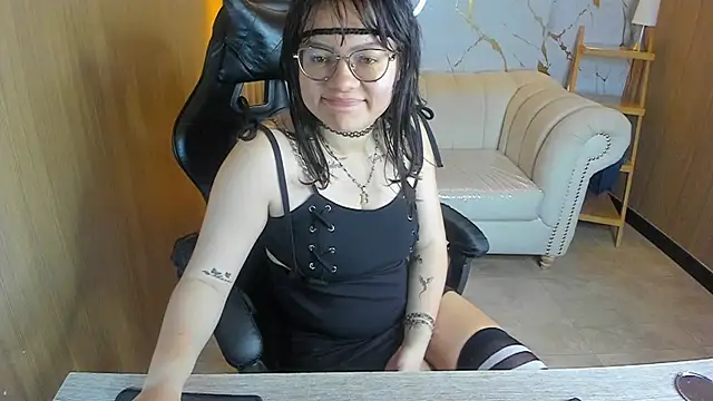 Amara_tf webcam