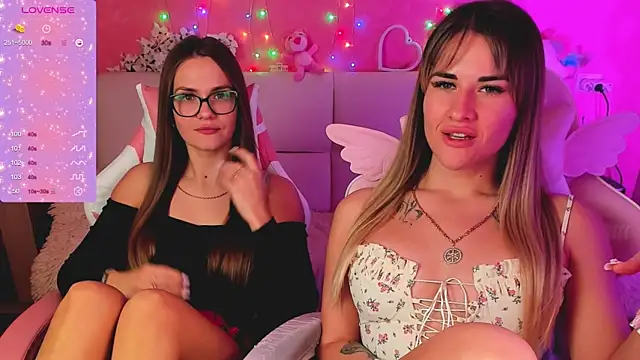 hotty_girls_here webcam