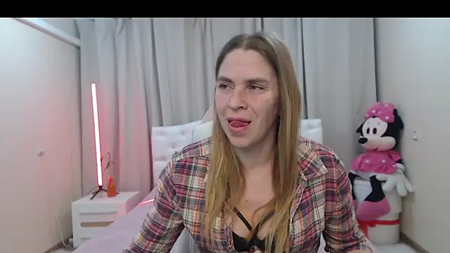 TessaDaybreak webcam