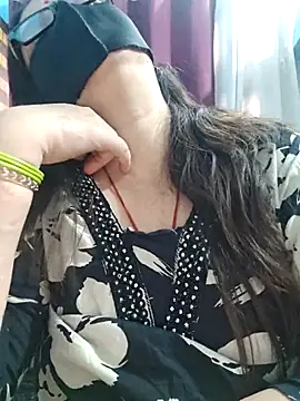 Aishwaryaa_69 webcam