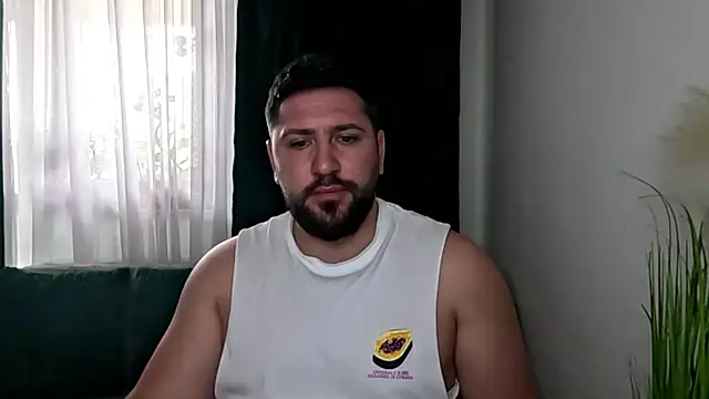 Gold_Alpha_Boy webcam