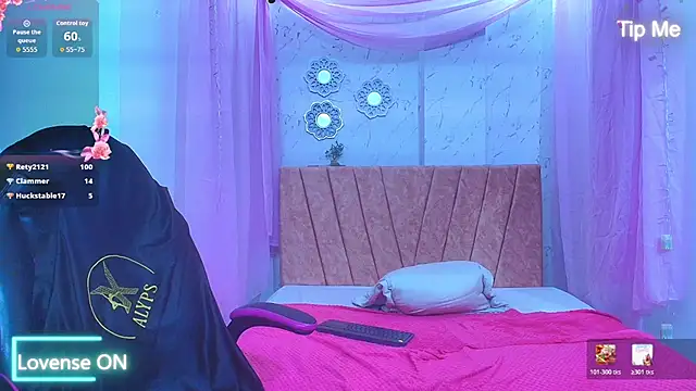 mia__thomson_ webcam