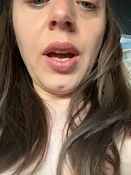 ladywithbigass webcam