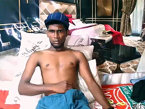 IndianThuggin webcam