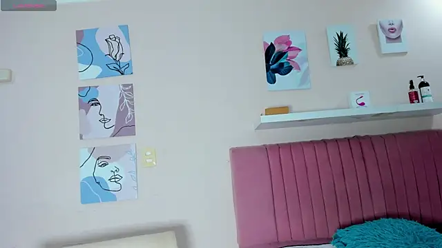 Sophie_Ross18 webcam