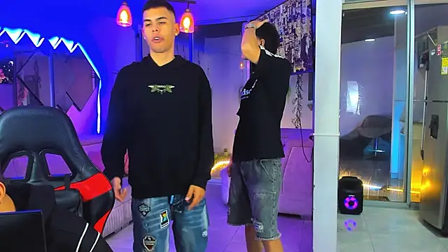 Houseofwarrios webcam