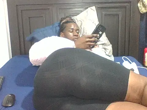 SexyTirries13 webcam