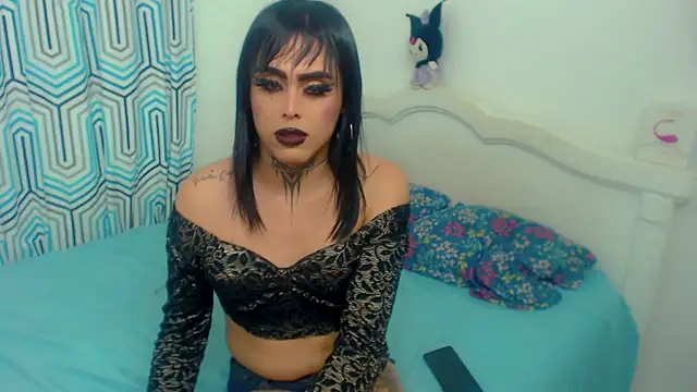 Perla_Hotcortes webcam