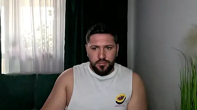 Gold_Alpha_Boy webcam