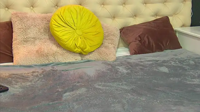 TaniaKaverina webcam