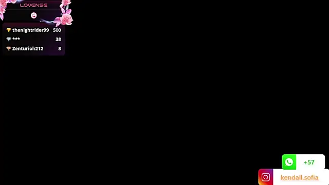 Sophiaa_doll_ webcam