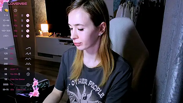 zoyamill - ZoyaMill's free webcam - UK Sex Cams