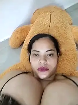 Webcam Model (sweetpe)  is live.Free join now!