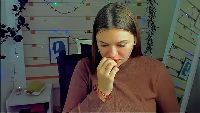 Josephine_Kiss webcam