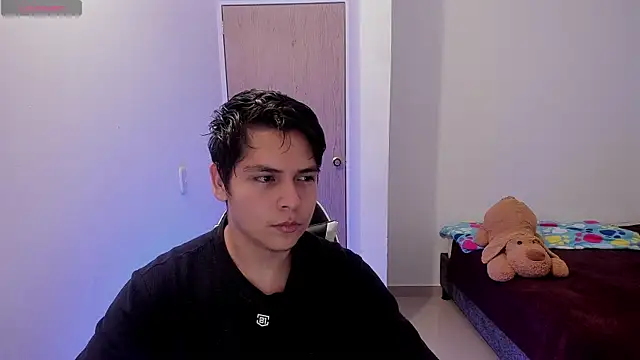 asta_yunoxxx - Asta_YunoXXX's free webcam - UK Sex Cams