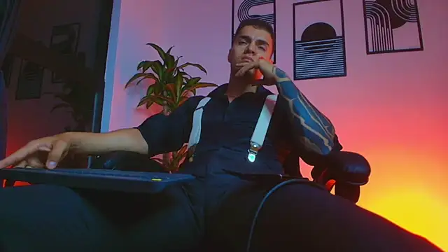 alpha_dominus_ - ALPHA_DOMINUS_'s free webcam - UK Sex Cams