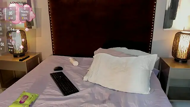 seraphine_star (T teen) - show ass+ open