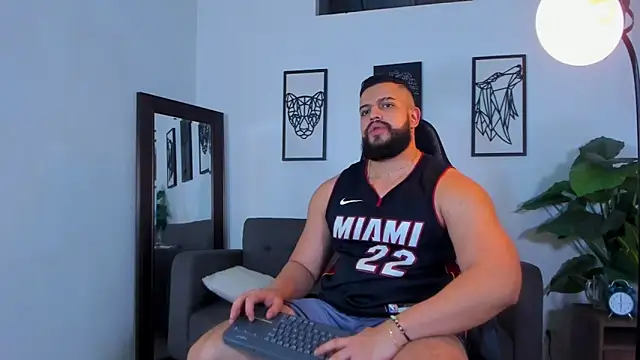 justin_kingx7 (M young) - :fire:Sexy  latino :fire:Cumshow:wanker: