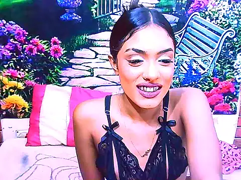 indianpretty14u2luv (F teen) - ...