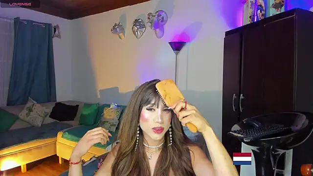 samara_veguz222 - Samara_veguz222's free webcam - UK Sex Cams