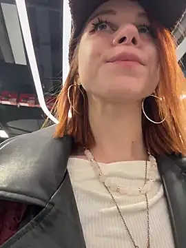 RosieSecret's live cam