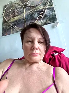 _lady_red_ (G mature) - naked