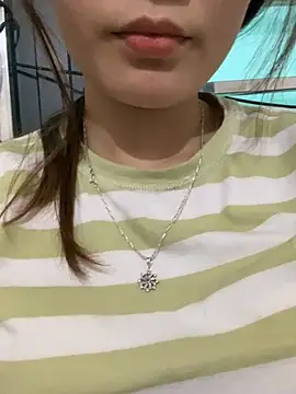 -eidieea- - -Eidieea-'s free webcam - UK Sex Cams