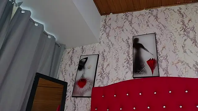 larissa_antonella - Larissa_Antonella's free webcam - UK Sex Cams