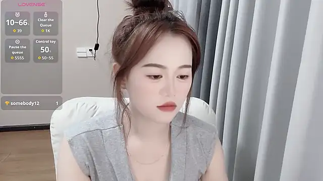 美女Amireux-8在线直播