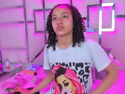 antonelablaze (F young) - Masturbation in public