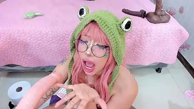 safiroagataaa - SafiroAgataaa's free webcam - UK Sex Cams